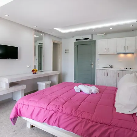 The Elegant Otel Potos