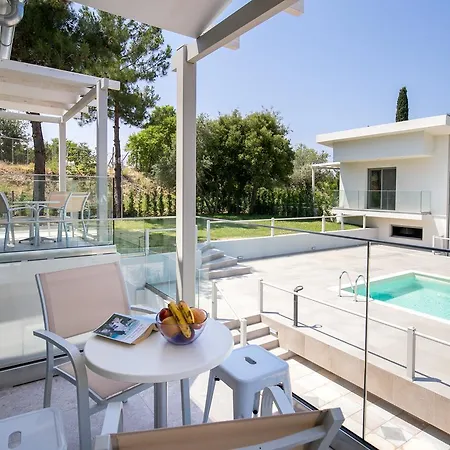 The Elegant Otel Potos