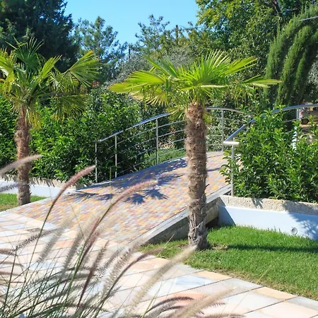 فندق The Elegant