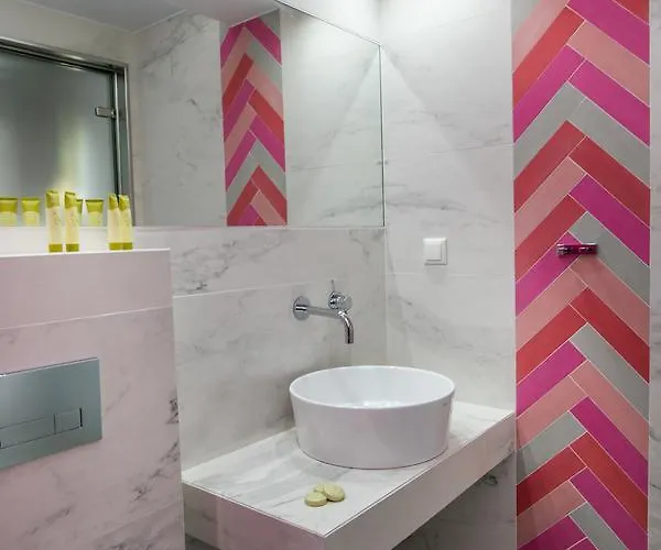 Hotel The Elegant Potos